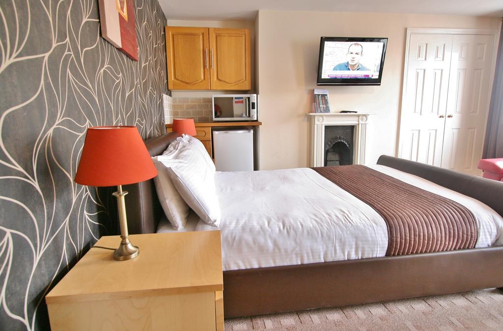 Central Hotel Cheltenham By Roomsbooked Room photo